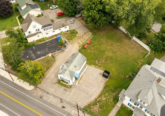 1st image of 230 High St, Somersworth, NH 03878 | MLS# 5078601