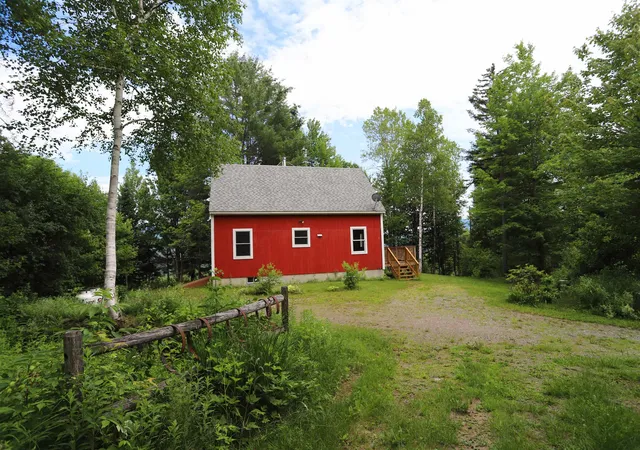 Photo 4 of Single family home for sale at 374 Crank Rd, Guildhall, VT 05905 | MLS# 5078664 | Listing updated on 2026-09-02