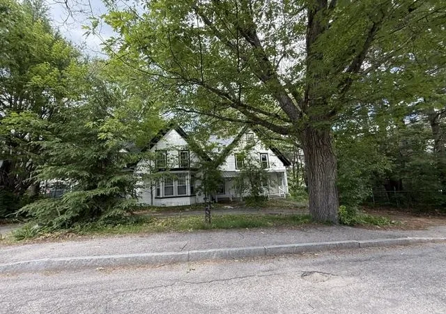 1st image of 28 High St, Littleton, NH 03561 | MLS# 5078683