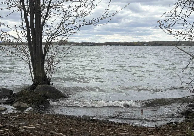 3rd image of 2760 Lakeview Dr, North Hero, VT 05474 | MLS# 5078709