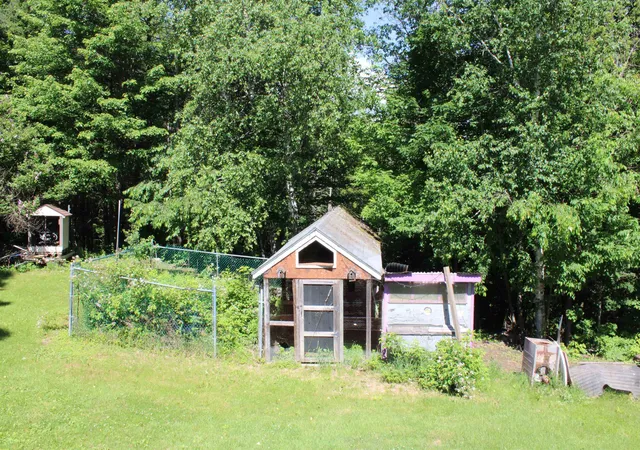 Homes for sale in Littleton, NH | 1579 Monroe Rd, Littleton, NH 03561 | MLS# 5079263