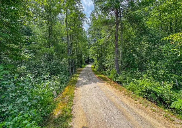 Photo 3 of Single family home for sale at 169 South Bridgton Rd, Bridgton, ME 04009 | MLS# 5079325 | Listing updated on 2026-07-18