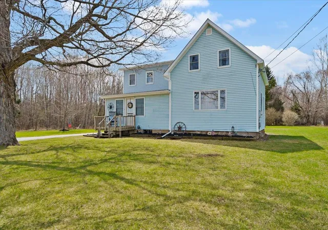 Photo 4 of Single family home for sale at 1346 Bridge Rd, North Hero, VT 05474 | MLS# 5079344 | Listing updated on 2026-09-06