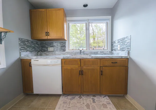 Photo 3 of Sale Pending at 60 Merrimack Dr #43, Merrimack, NH 03054 | MLS# 5079505 | Listing updated on 2026-06-10