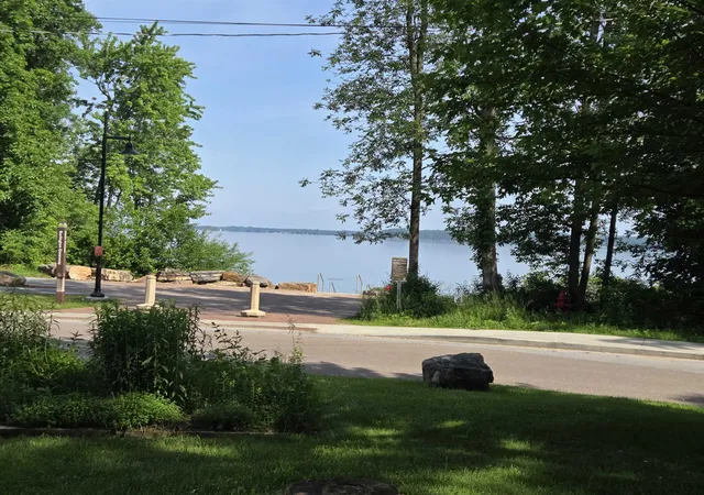 Homes for sale in Burlington, VT | 433 1/2 Flynn Ave #2, Burlington, VT 05401 | MLS# 5079736