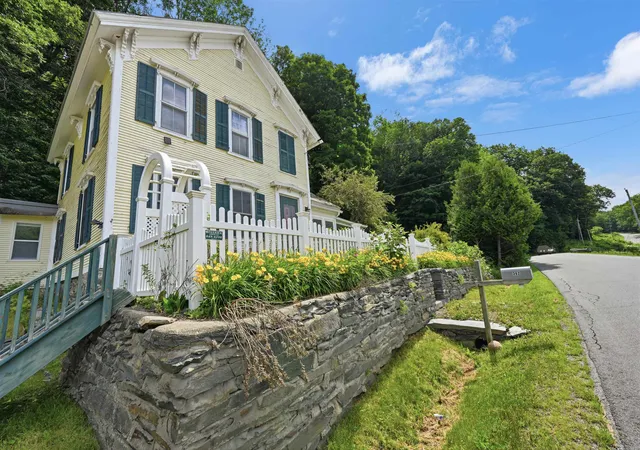 1st image of 362 River Rd, Fairfax, VT 05454 | MLS# 5079901