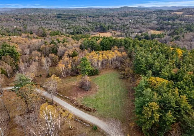 3rd image of 8A Stonegate Farm Rd, Temple, NH 03084 | MLS# 5080091