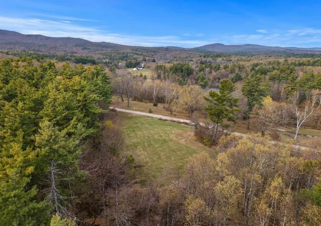 10th image of 8a Stonegate Farm Rd, Temple, NH 03084 | MLS# 5080091