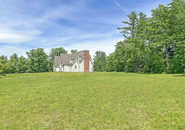 Homes for sale in Barrington, NH | 5 Liberty Ln, Barrington, NH 03825 | MLS# 5080298