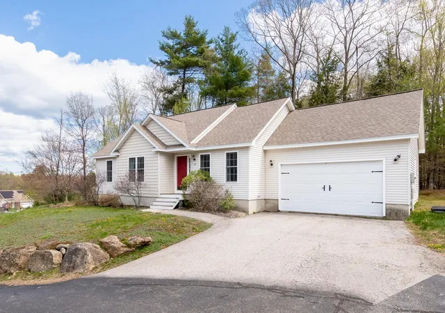 2nd image of 39 Sterling Dr, Laconia, NH 03246 | MLS# 5080323