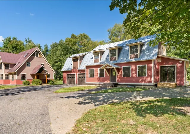 Photo 3 of Single family home for sale at 71 73 Highlands Dr, Williston, VT 05495 | MLS# 5080368 | Listing updated on 2026-03-26