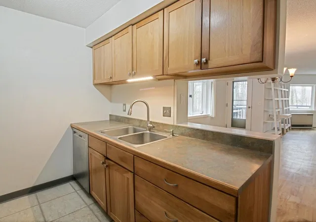 5th image of 71 East Redrock Dr #103, Burlington, VT 05401 | MLS# 5080474