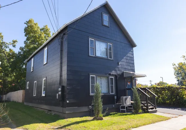 3rd image of 299 Manhattan Dr, Burlington, VT 05401 | MLS# 5080551