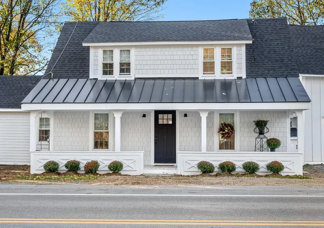 3rd image of 1091 Pucker St, Stowe, VT 05672 | MLS# 5080866