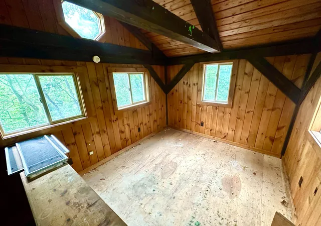 Photo 4 of Single family home for sale at 27 Granite St, Peterborough, NH 03458 | MLS# 5081012 | Listing updated on 2026-03-27