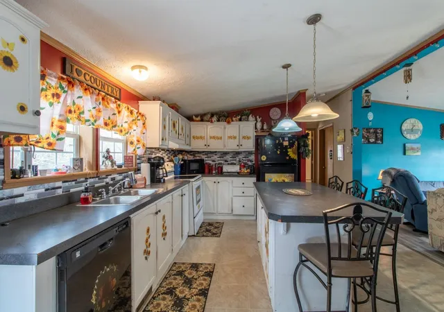 5th image of 2357 Beebe Rd, Derby, VT 05829 | MLS# 5081028