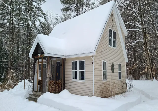 Homes for sale in Jamaica, VT | 57 Oak Ln, Jamaica, VT 05343 | MLS# 5081124