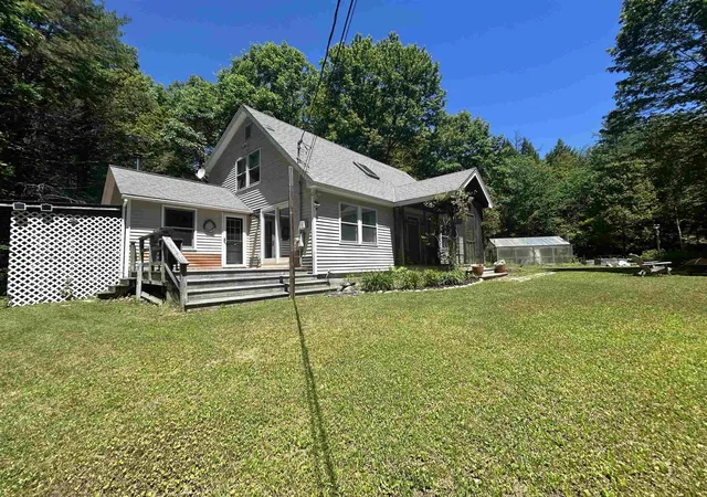 Homes for sale in Jamaica, VT | 57 Oak Ln, Jamaica, VT 05343 | MLS# 5081124