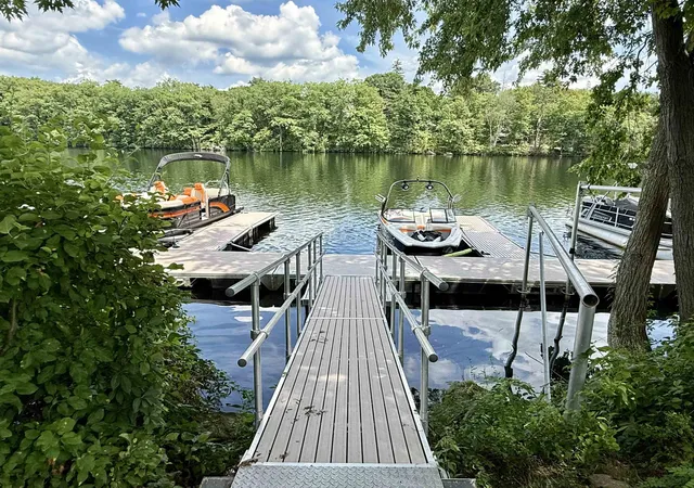 1st image of 17 River Front Dr #3, Manchester, NH 03102 | MLS# 5081134