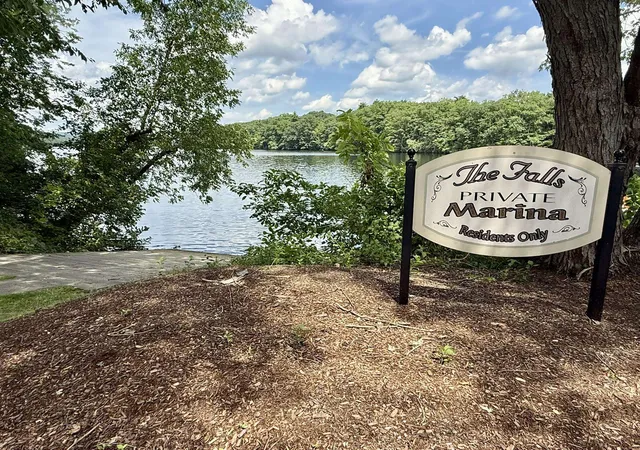 4th image of 17 River Front Dr #3, Manchester, NH 03102 | MLS# 5081134
