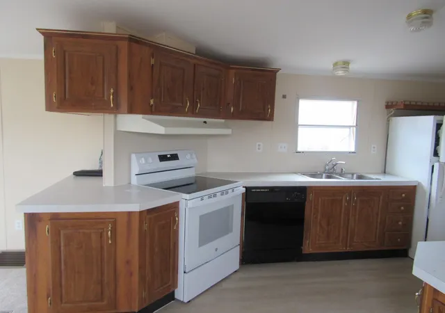 Photo 3 of Manufactured home for sale at 29 Lowell Rd #8, Salem, NH 03079 | MLS# 5081206 | Listing updated on 2026-05-20