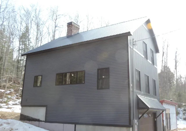 Photo 3 of Single family home for sale at 445 Whittier Hwy, Center Sandwich, NH 03227 | MLS# 5081389 | Listing updated on 2026-08-30