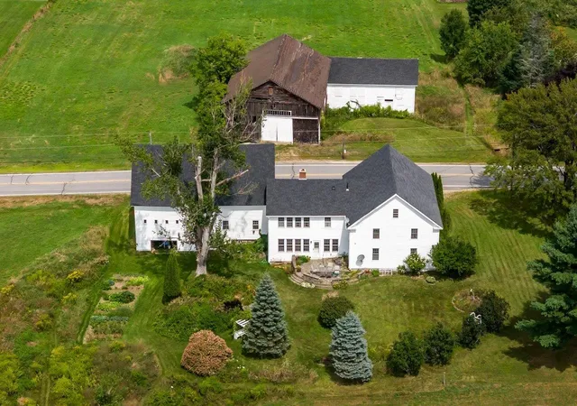 3rd image of 1310 & 1311 Upper City Rd, Pittsfield, NH 03263 | MLS# 5081561