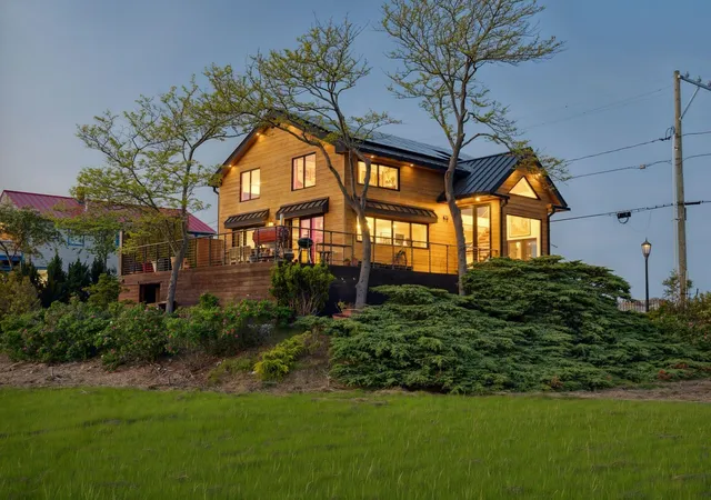 1st image of 1681 Ocean Blvd, Rye, NH 03870 | MLS# 5081579