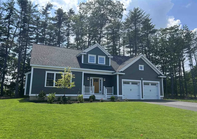 1st image of 28 Summerwind Pl #1, Greenland, NH 03840 | MLS# 5081735