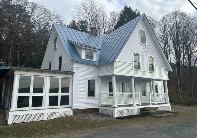 3rd image of 978 Dartmouth College Hwy, Orford, NH 03777 | MLS# 5081766