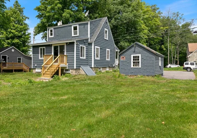 Homes for sale in Salem, NH | 60 Town Farm Rd, Salem, NH 03079 | MLS# 5081824