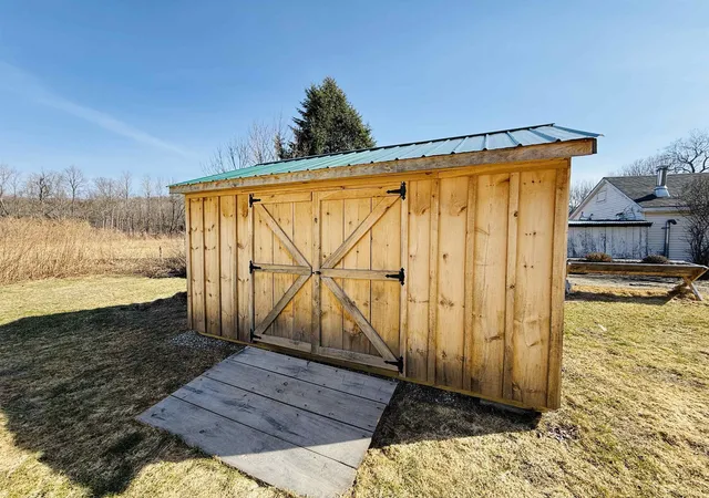 Photo 3 of Single family home for sale at 4711 Main Rd, Huntington, VT 05462 | MLS# 5081836 | Listing updated on 2026-09-21