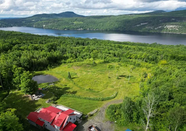 4th image of 2171 Duck Pond Rd Rd, Barton, VT 05822 | MLS# 5081922