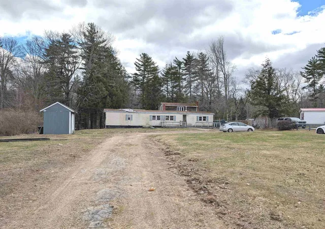 Homes for sale in Raymond, NH | 10 Darren Dr, Raymond, NH 03077 | MLS# 5081937