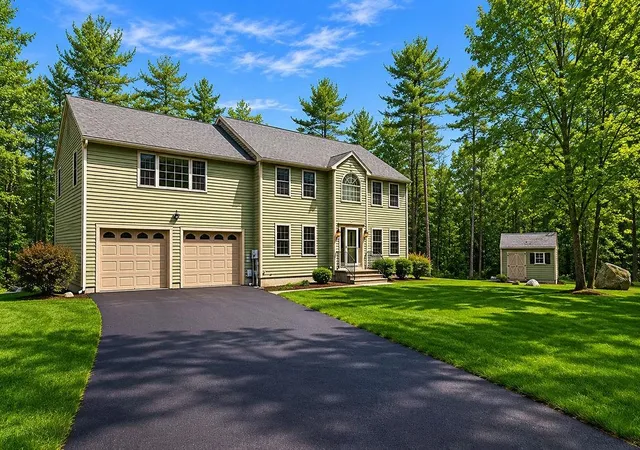 Homes for sale in Alton, NH | 22 Lakewood Dr, Alton, NH 03810 | MLS# 5081963