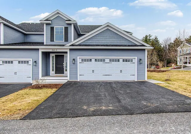 Homes for sale in South Burlington, VT | 262 Midland Ave #3, South Burlington, VT 05403 | MLS# 5081983