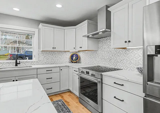 5th image of 262 Midland Ave #3, South Burlington, VT 05403 | MLS# 5081983