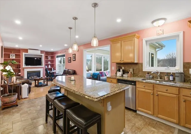 2nd image of 11 Floral St, South Burlington, VT 05403 | MLS# 5081992