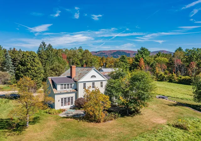 Homes for sale in Dorset, VT | 68 Green Peak Orchard S Rd, Dorset, VT 05253 | MLS# 5081997