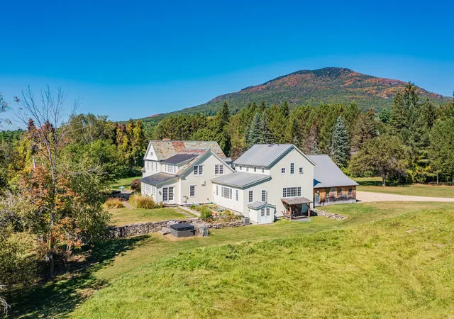 Homes for sale in Dorset, VT | 68 Green Peak Orchard S Rd, Dorset, VT 05253 | MLS# 5081997