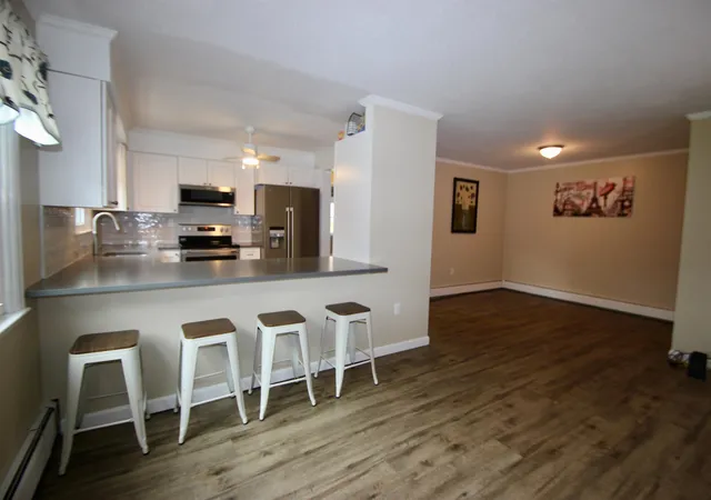 5th image of 499 South Prospect St #4, Burlington, VT 05401 | MLS# 5082133