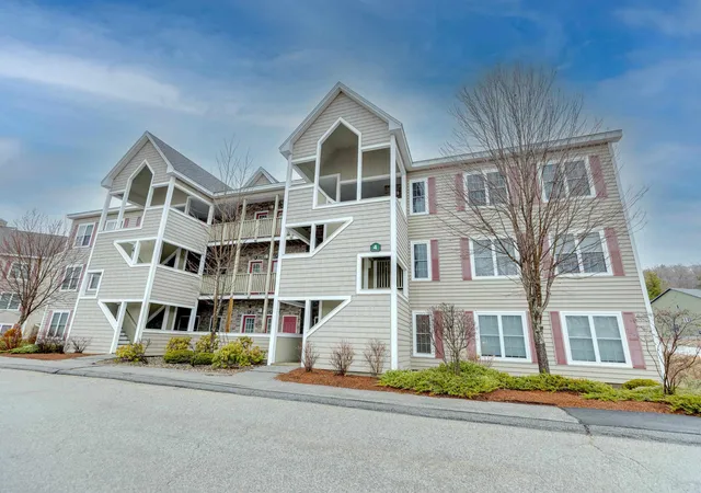 1st image of 4 Twin Tip Ter #4, Lincoln, NH 03251 | MLS# 5082139