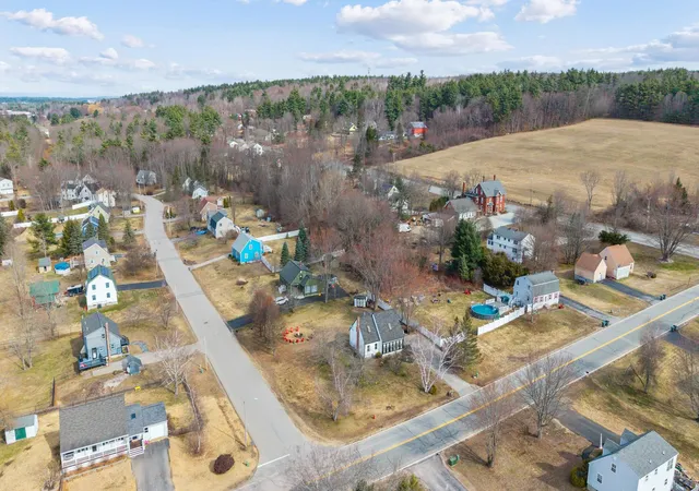 Homes for sale in Pembroke, NH | 6 Donna Dr, Pembroke, NH 03275 | MLS# 5082257
