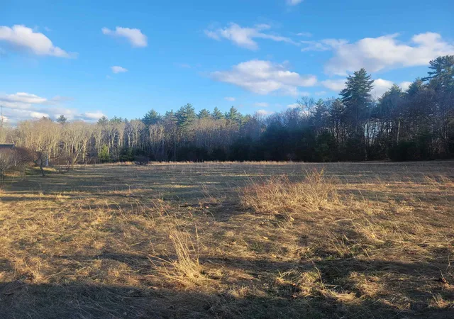 Homes for sale in Raymond, NH | 42a Chester Rd, Raymond, NH 03077 | MLS# 5082333
