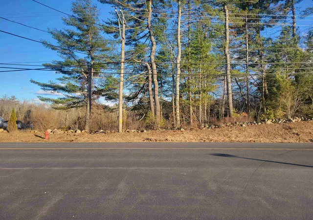 3rd image of 42A Chester Rd, Raymond, NH 03077 | MLS# 5082333