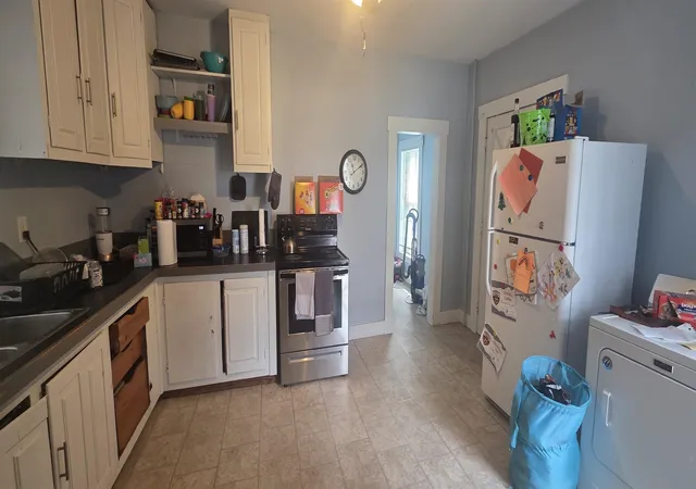 Homes for sale in Claremont, NH | 36 Prospect St, Claremont, NH 03743 | MLS# 5082400