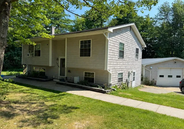 Photo 1 of Single family home for sale at 194 Fontaine Dr, Milton, VT 05468 | MLS# 5082413 | Listing updated on 2026-08-25
