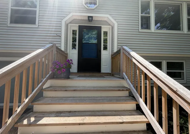 4th image of 85 Taylor St, Nashua, NH 03060 | MLS# 5082444