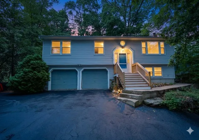 5th image of 85 Taylor St, Nashua, NH 03060 | MLS# 5082444