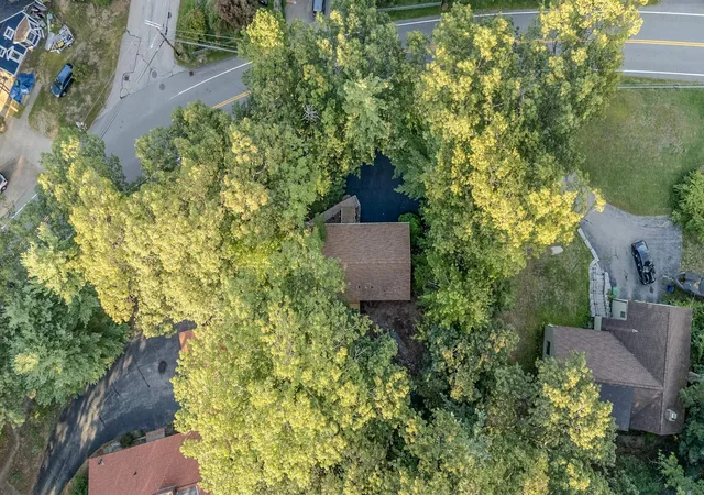 51st image of 85 Taylor St, Nashua, NH 03060 | MLS# 5082444